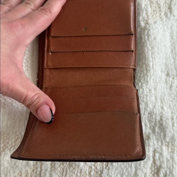 Louis Vuitton Brown Monogram wallet - Picture 3 of 6